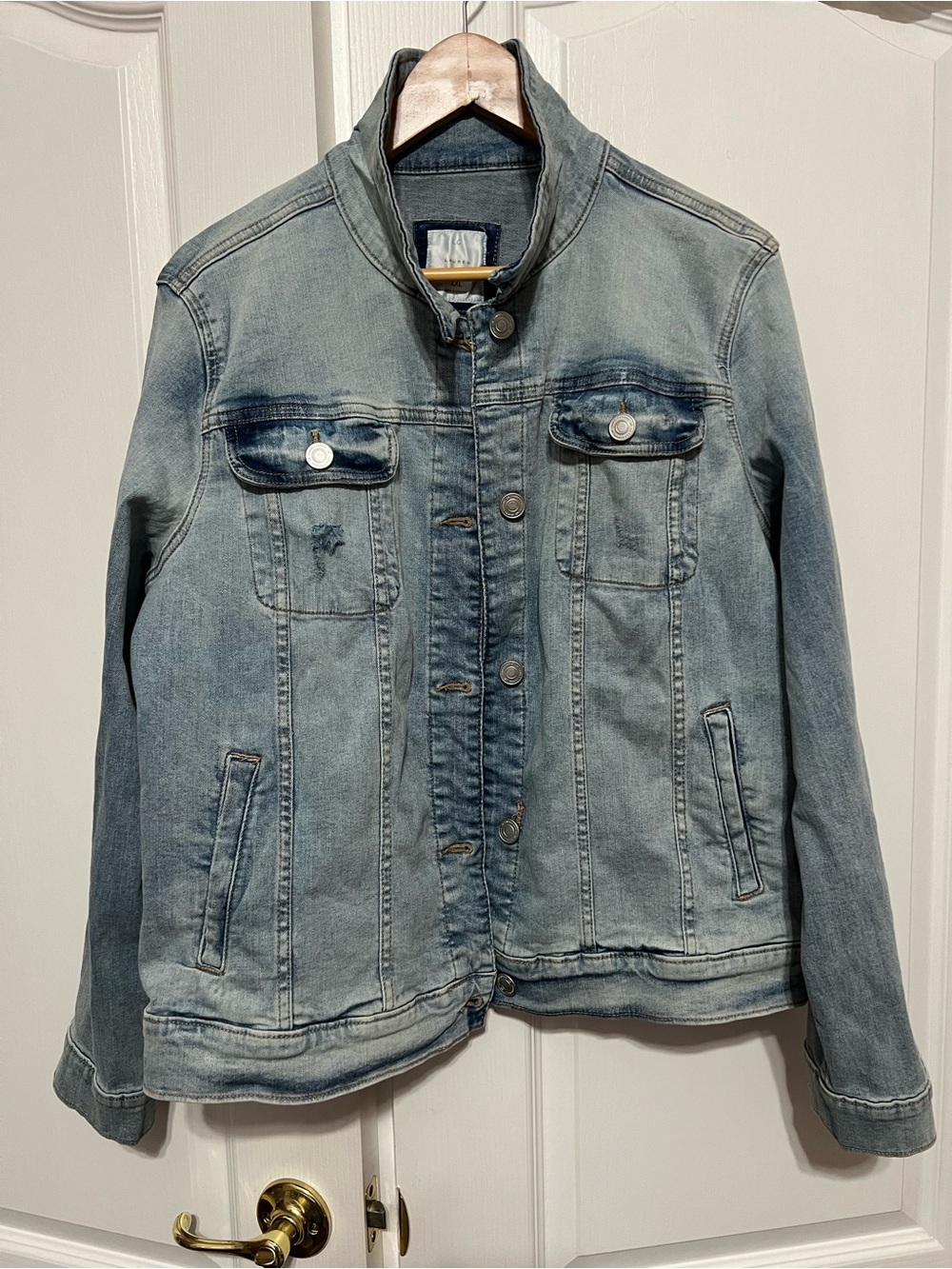 LC Lauren Conrad Light Wash Distressed Denim Jacket 2XL NWT